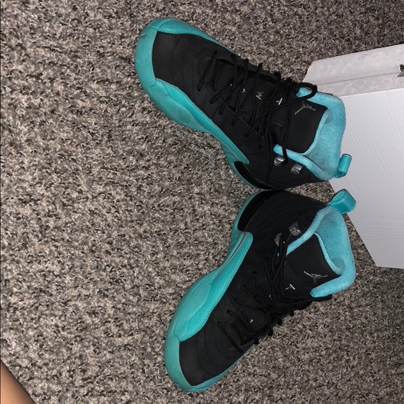 Jordan retro 12 Hyper Jade’s - Picture 4 of 4